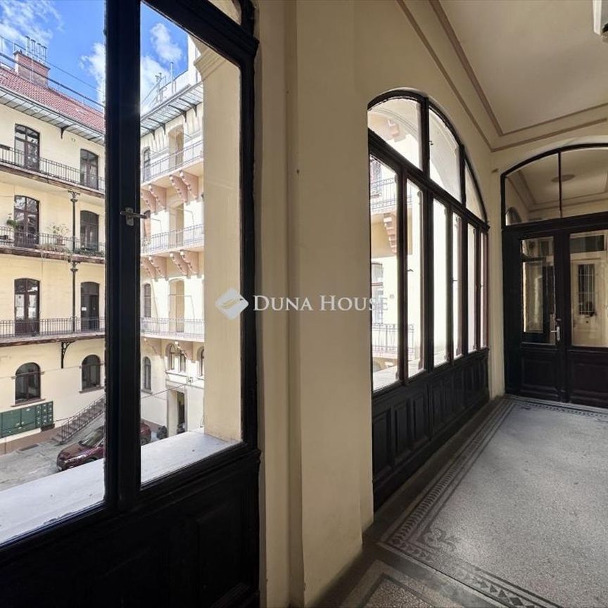 Kiadó újszerű állapotú lakás - Budapest VIII. kerület - Photo 1