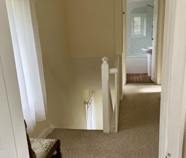 3 bedroom semi-detached house to rent - Photo 2