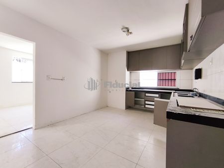 SAPIRANGA COITE - CASA - R DOUTOR WALDEMAR DE ALCANTARA, 480 - Photo 3