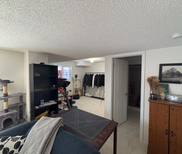 For Lease - 1001 Abram Court, Innisfil, Ontario - Photo 1