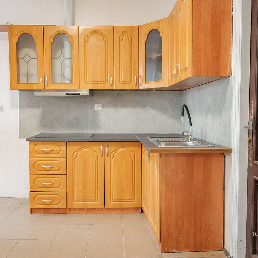 Pronájem bytu 2+kk 92 m² - Fotografie 1