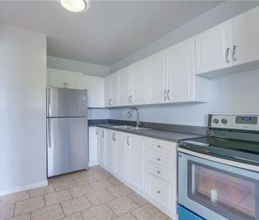 Imperial Towers - Photo 4