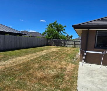 Well laid out 4-bedroom family home - Photo 2