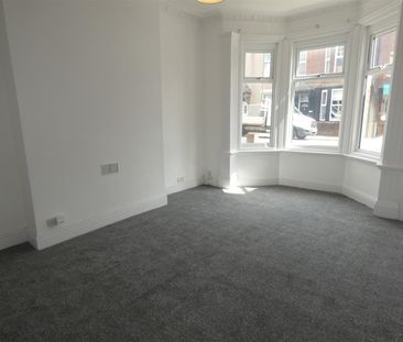 2 bed flat to rent in St Vincent Street, Westoe, South Shields - Photo 1