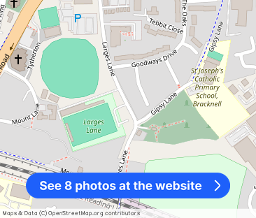 Robins Cottages, Larges Lane, Bracknell, Berkshire, RG12 - Photo 1