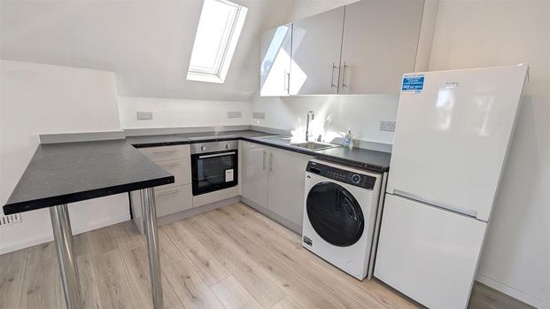 2 bedroom apartment to rent - Photo 1
