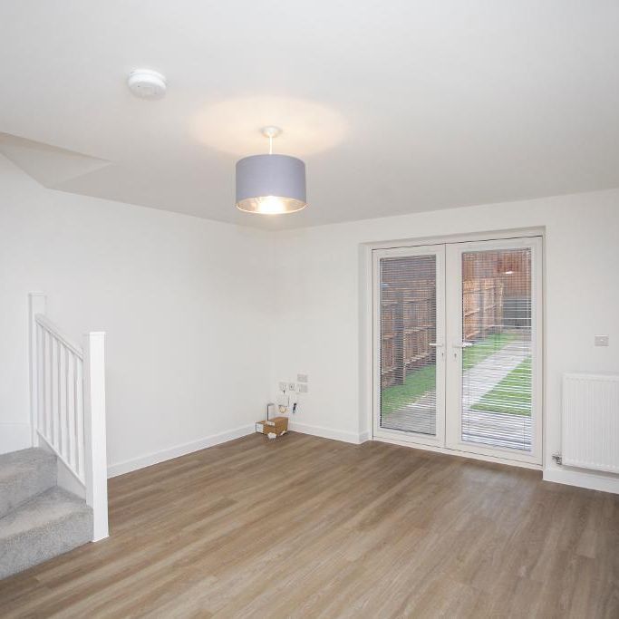 2 bedroom townhouse to rent - Photo 1
