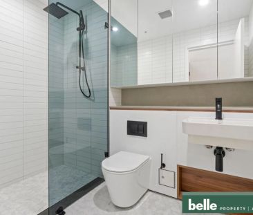 Modern Two-Bedroom Apartment in the Heart of Ashfield - Photo 6