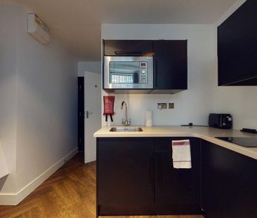 Studio to rent - Photo 5