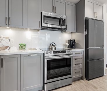 For Lease - 375 Sea Ray Avenue Unit# 303, Innisfil, Ontario - Photo 2