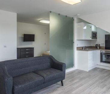 Studio to rent - Photo 3