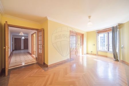 Apartamento T4 em Lisboa - Photo 4