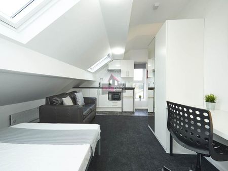 Studio to rent - Photo 3