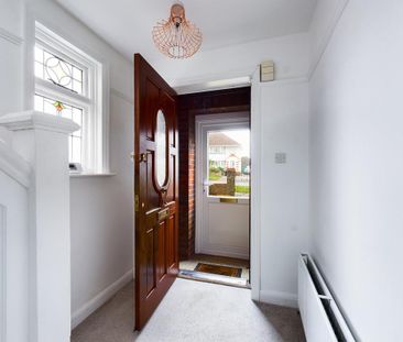 3 bedroom semi-detached house to rent - Photo 3