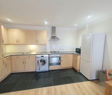 2 Bed Flat, Icon House, RG1 - Photo 5