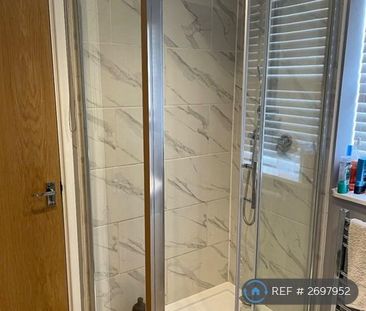 1 bedroom in a house share to rent - Photo 5