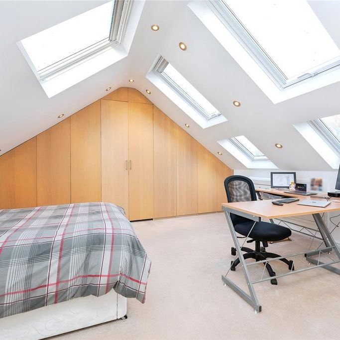 7 bedroom detached house to rent - Photo 1