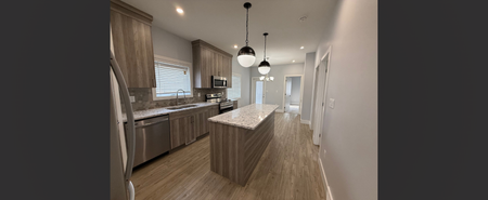 Brand New 3 Bedroom Home in Aspen Ridge - Photo 2