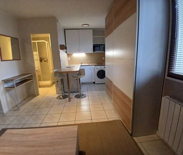 Location Appartement 1 pièce 20m² - Photo 2