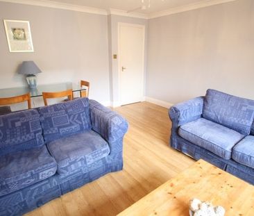 25 St Andrews Square, MERCHANT CITY - Photo 2