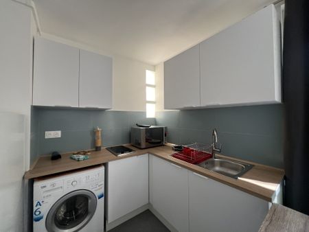 STUDIO MEUBLE - 22.43M² - VITRY SUR SEINE - Photo 4