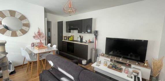 Location Appartement 2 pièces 31m² - Photo 2