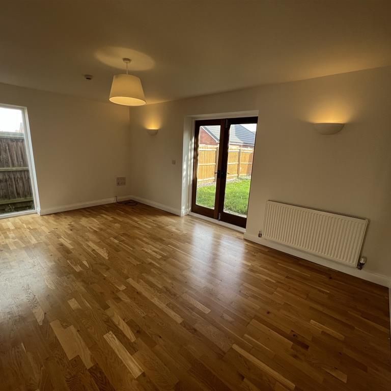 ChestnutDrive, BURTON-ON-TRENT - Photo 1