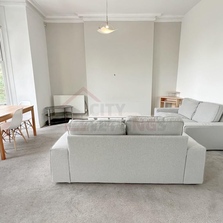 2 bedroom flat to rent - Photo 1