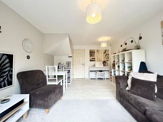 2 bedroom house to rent - Photo 1