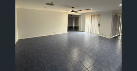 5 Castlemaine Close, Ashtonfield - Photo 4