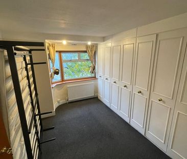 4 Bed Semi-Detached House, Rannock Avenue, NW9 - Photo 3
