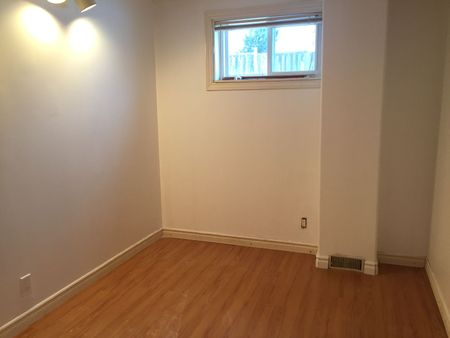 For Lease - 2770 Quill Crescent Unit# Lower, Mississauga, Ontario - Photo 2