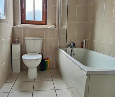 Brooklands Grove, Newcastle, BT33 0GJ - Photo 4