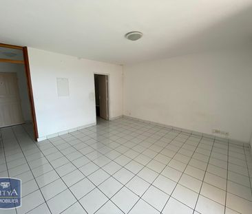 Location Appartement 1 pièce 29m² STE CLOTILDE 97490 - Photo 2