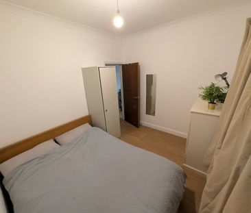 Room in a Shared House, Hanover Road, N15 - Photo 3