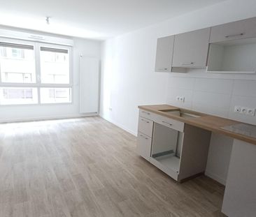 location Appartement T2 DE 40.1m² À BOBIGNY - Photo 2