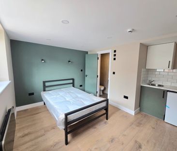 Studio Flat, Wealdstone, HA3 - Photo 3