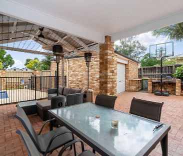 Location Location Location ! - Photo 6