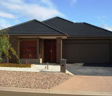 FOUR BEDROOM HOME - Photo 3