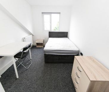 Inglewood Terrace, Woodhouse, Leeds - Photo 4