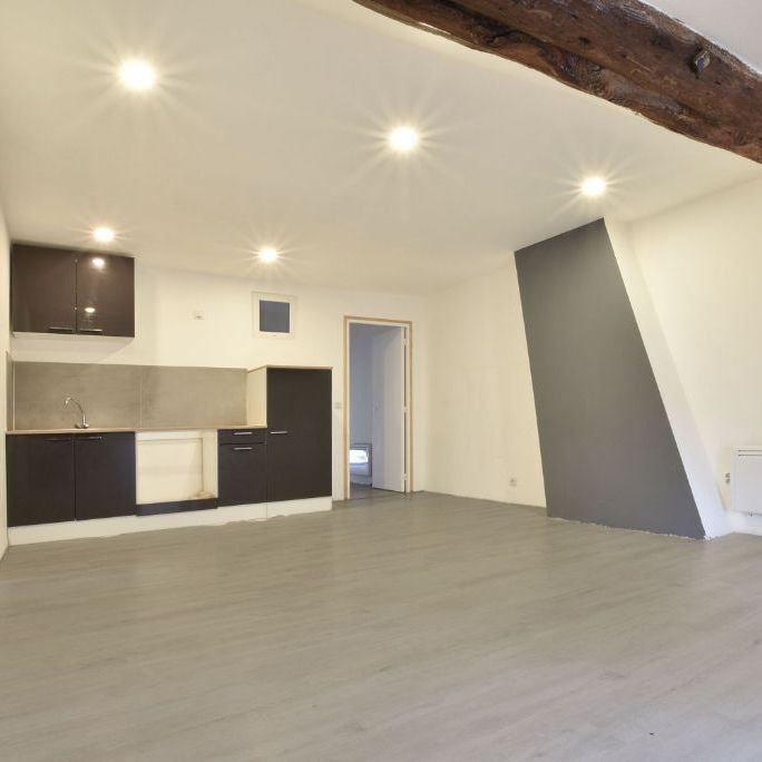 Location appartement 4 pièces, 65.87m², Bréau - Photo 1