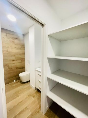 Piso de alquiler en Calle Gerona, Barrio del Centro - Photo 5