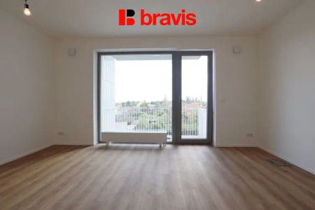 Pronájem bytu 1+kk, ulice Řepova, parkovací stání, balkon, sklep, novostavba - výhoda prvního nájemníka - Fotografie 2