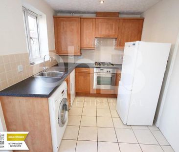 2 bedroom end of terrace house to rent - Photo 5