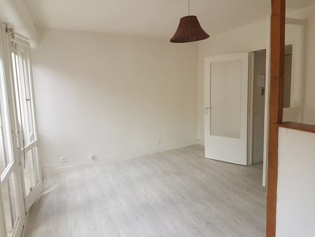 Location Appartement 1 Pièce 24 m² - Photo 4