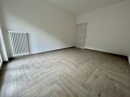Affittasi moderno 2.5 locali ristrutturato in zona tranquilla Chiasso - Foto 4