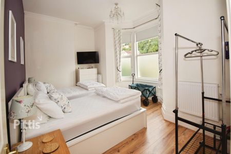 2 bedroom apartment to rent - Photo 4