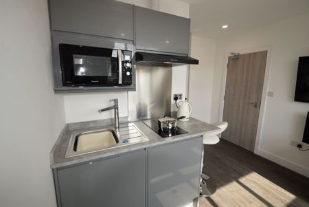 1 bedroom studio to rent - Photo 2