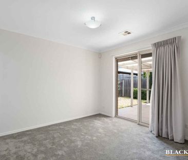 Immaculate family home... - Photo 4