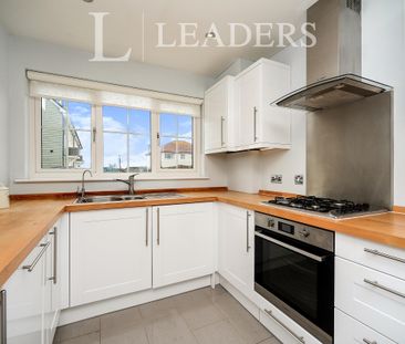 3 bedroom end of terrace to rent Friars Close, Peacehaven - Photo 1